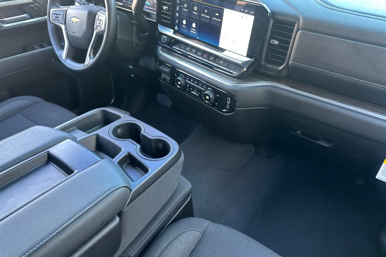 Used 2026 Chevrolet Silverado 1500 LT AWD/4WD image 16