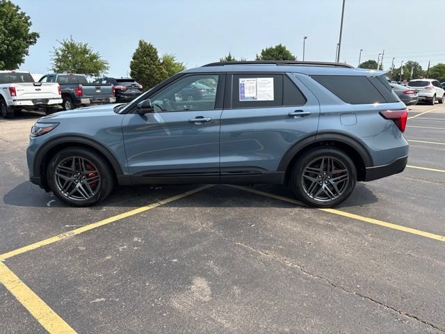 Certified 2025 Ford Explorer ST AWD/4WD image 15