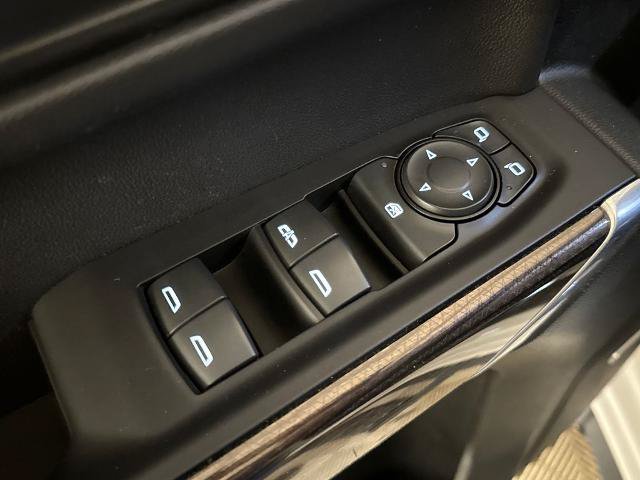 Used 2020 Chevrolet Silverado 1500 LT Trail Boss AWD/4WD image 17