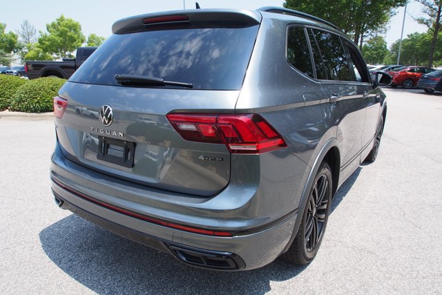 Used 2022 Volkswagen Tiguan SE R-Line AWD/4WD image 8