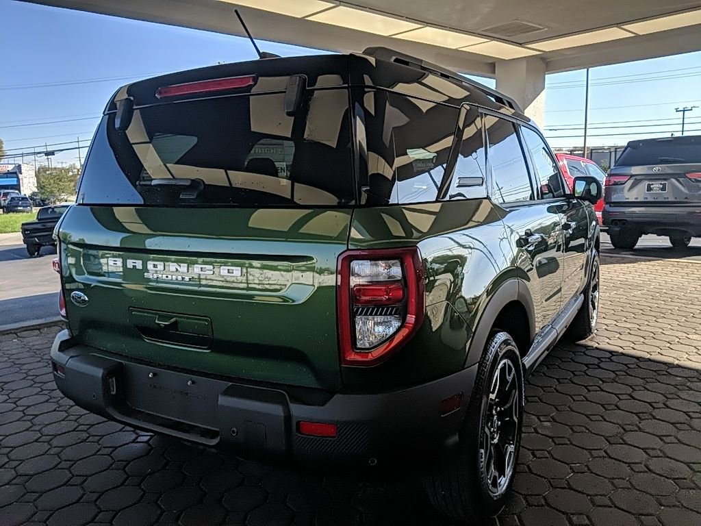 Certified 2025 Ford Bronco Sport Outer Banks w/ Outer Banks Tech Package+ AWD/4WD image 6