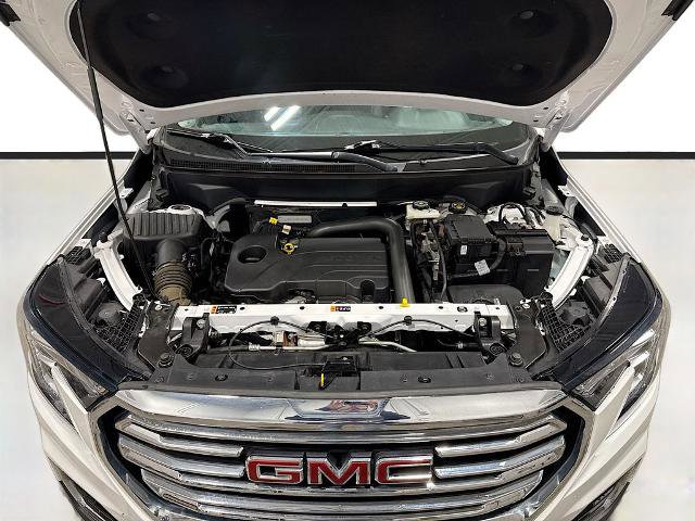 Used 2024 GMC Terrain SLT image 21