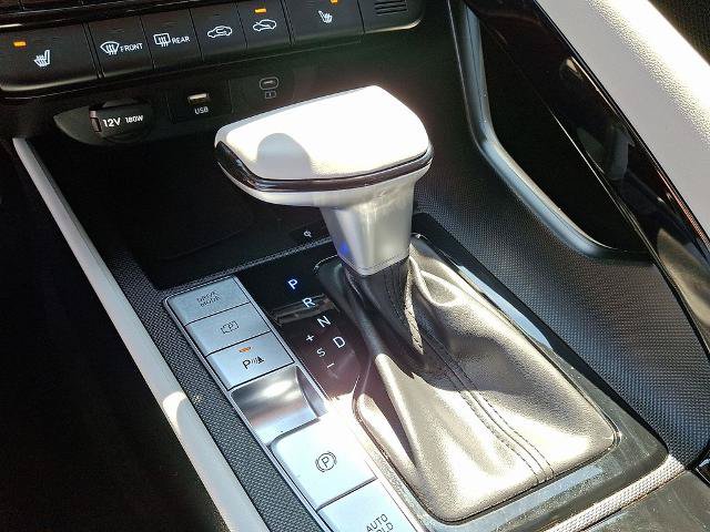Used 2024 Hyundai Elantra Limited FWD image 15