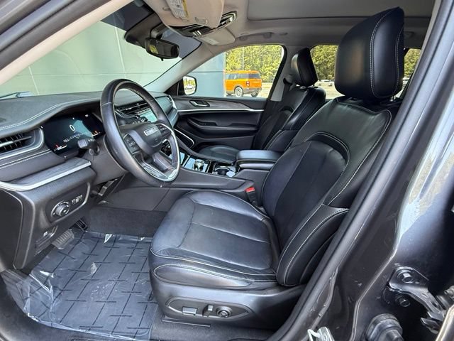 Used 2021 Jeep Grand Cherokee L Limited AWD/4WD image 11