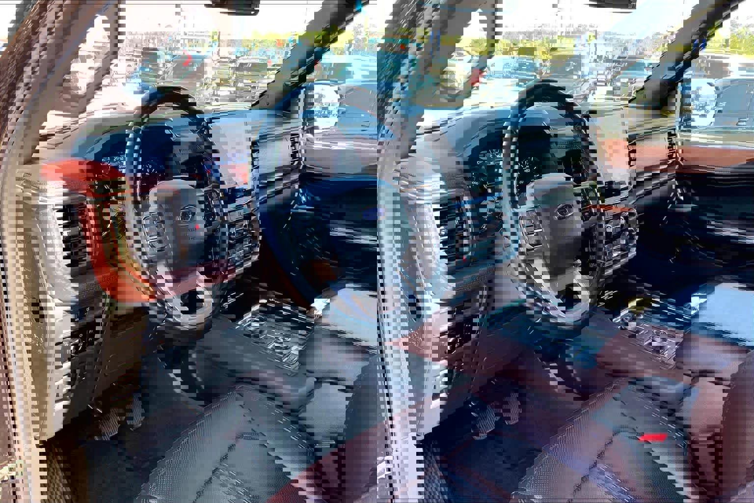 Certified 2024 Ford Expedition Limited image 18