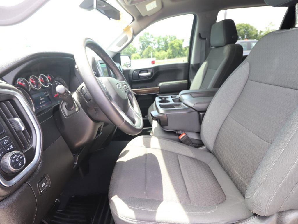 Used 2022 Chevrolet Silverado 1500 RST w/ Safety Package RWD image 2