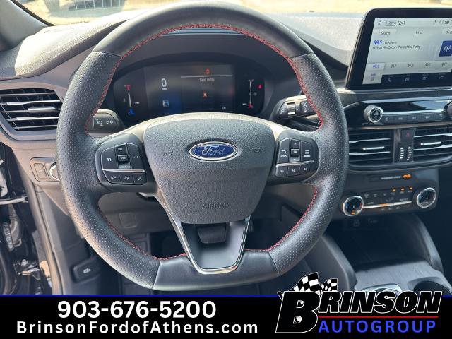 Certified 2025 Ford Escape ST-Line Select AWD/4WD image 22