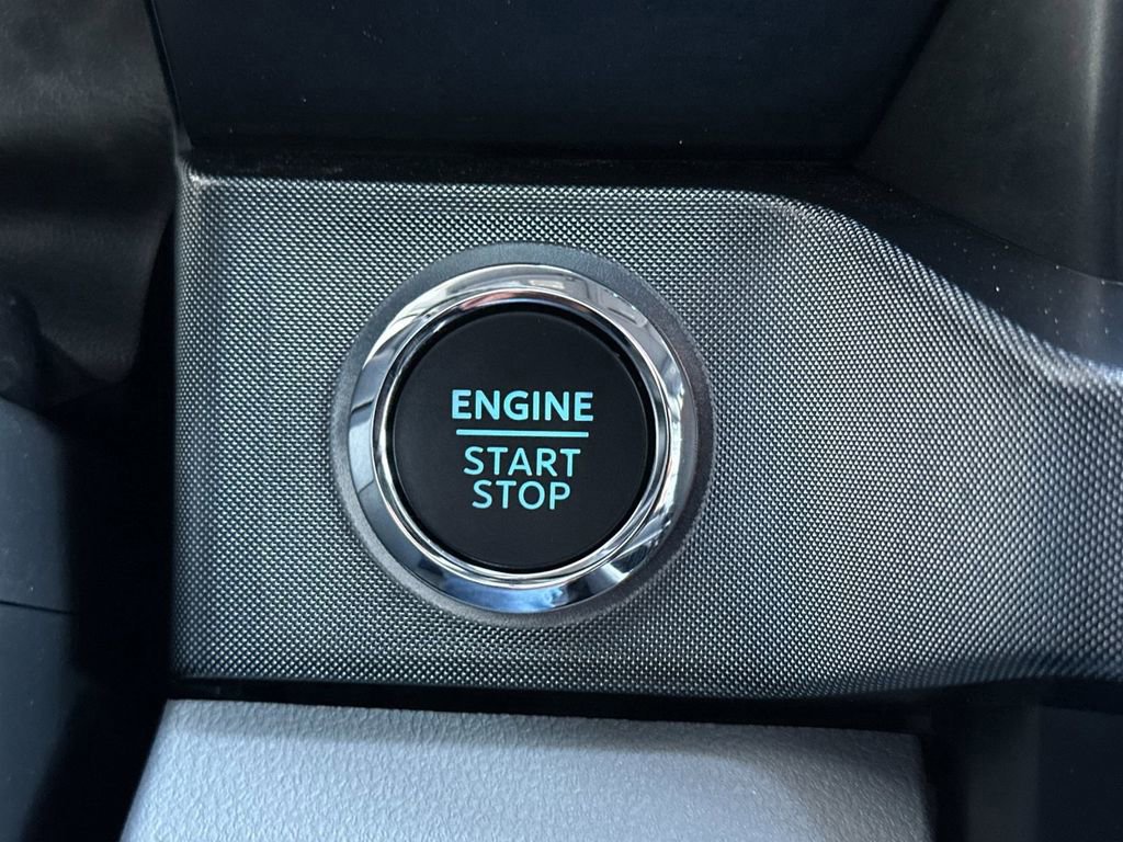 Certified 2024 Ford F350 Limited w/ FX4 Off-Road Package image 21