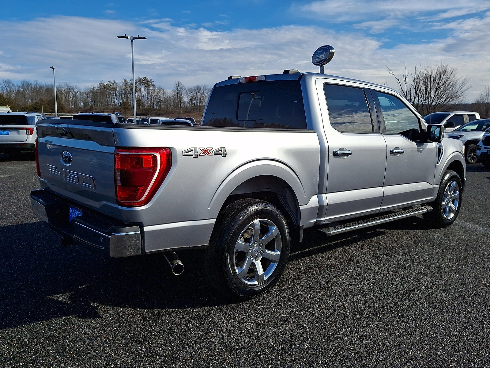 Certified 2022 Ford F150 XLT w/ Equipment Group 302A High image 4