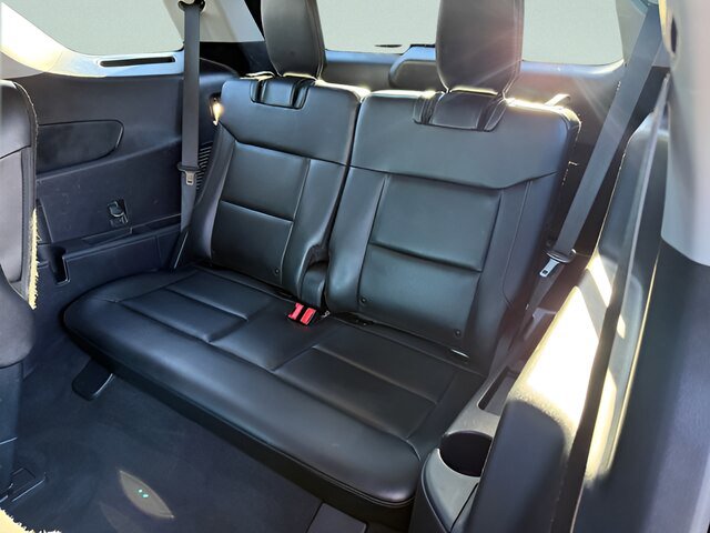 Certified 2022 Ford Explorer XLT w/ Equipment Group 202A AWD/4WD image 8