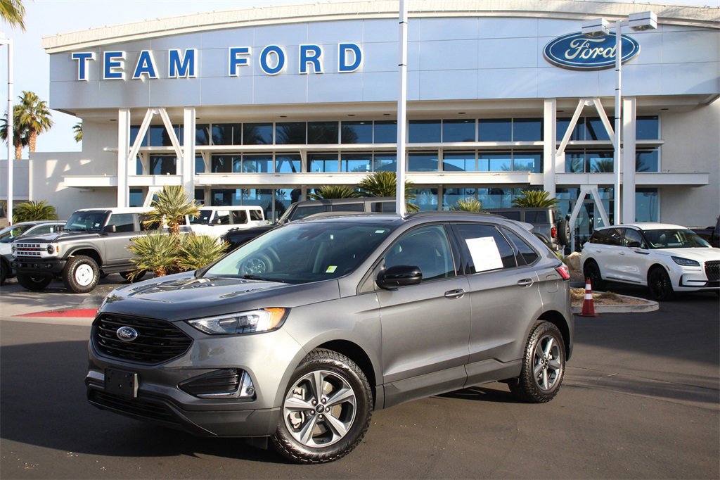 Certified 2024 Ford Edge SEL w/ Sport Appearance Package image 2