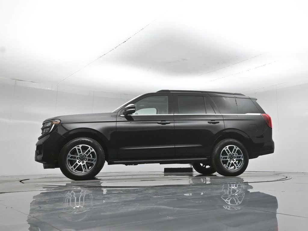 Certified 2025 Ford Expedition Active RWD image 57