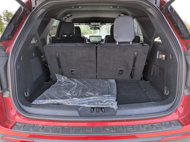 Certified 2025 Ford Explorer ST-Line image 30