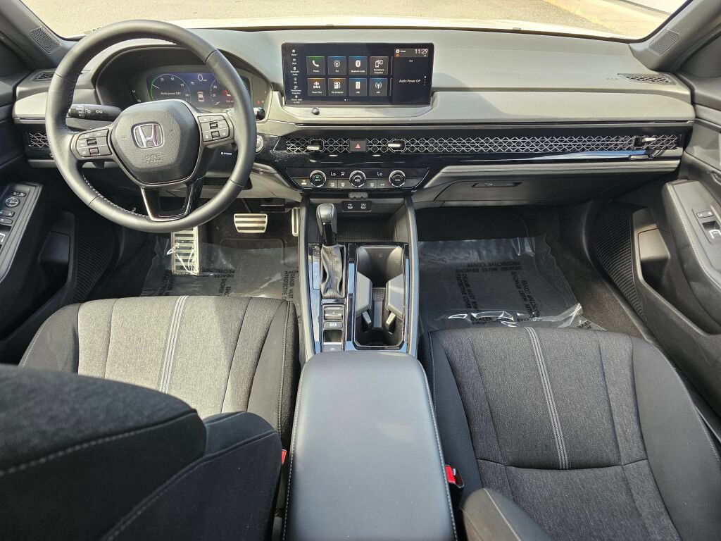 Used 2024 Honda Accord Sport image 13