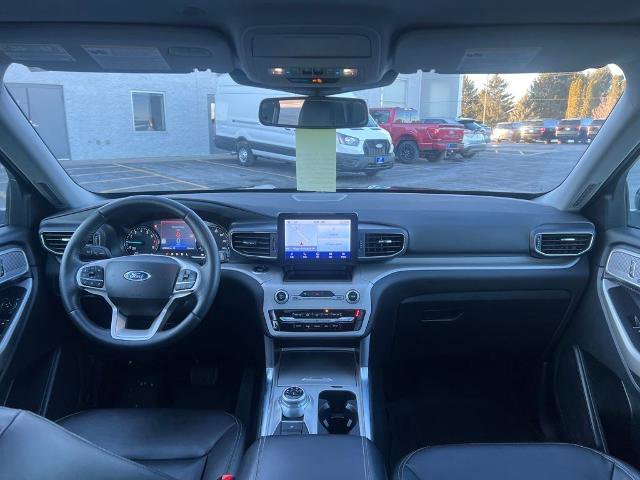 Certified 2023 Ford Explorer XLT w/ Equipment Group 202A image 19