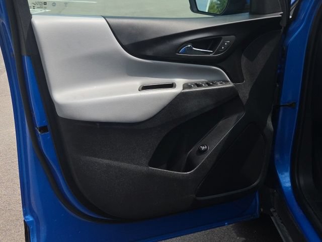 Used 2024 Chevrolet Equinox LT w/ Driver Convenience Package FWD image 26