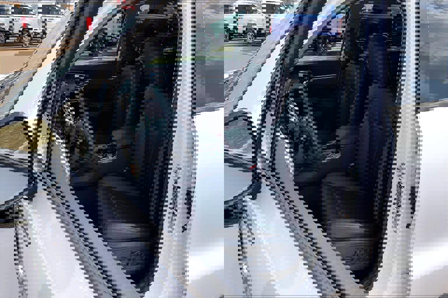 Used 2023 Kia Sorento SX image 10