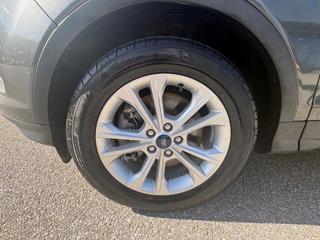 Certified 2019 Ford Escape SE image 38