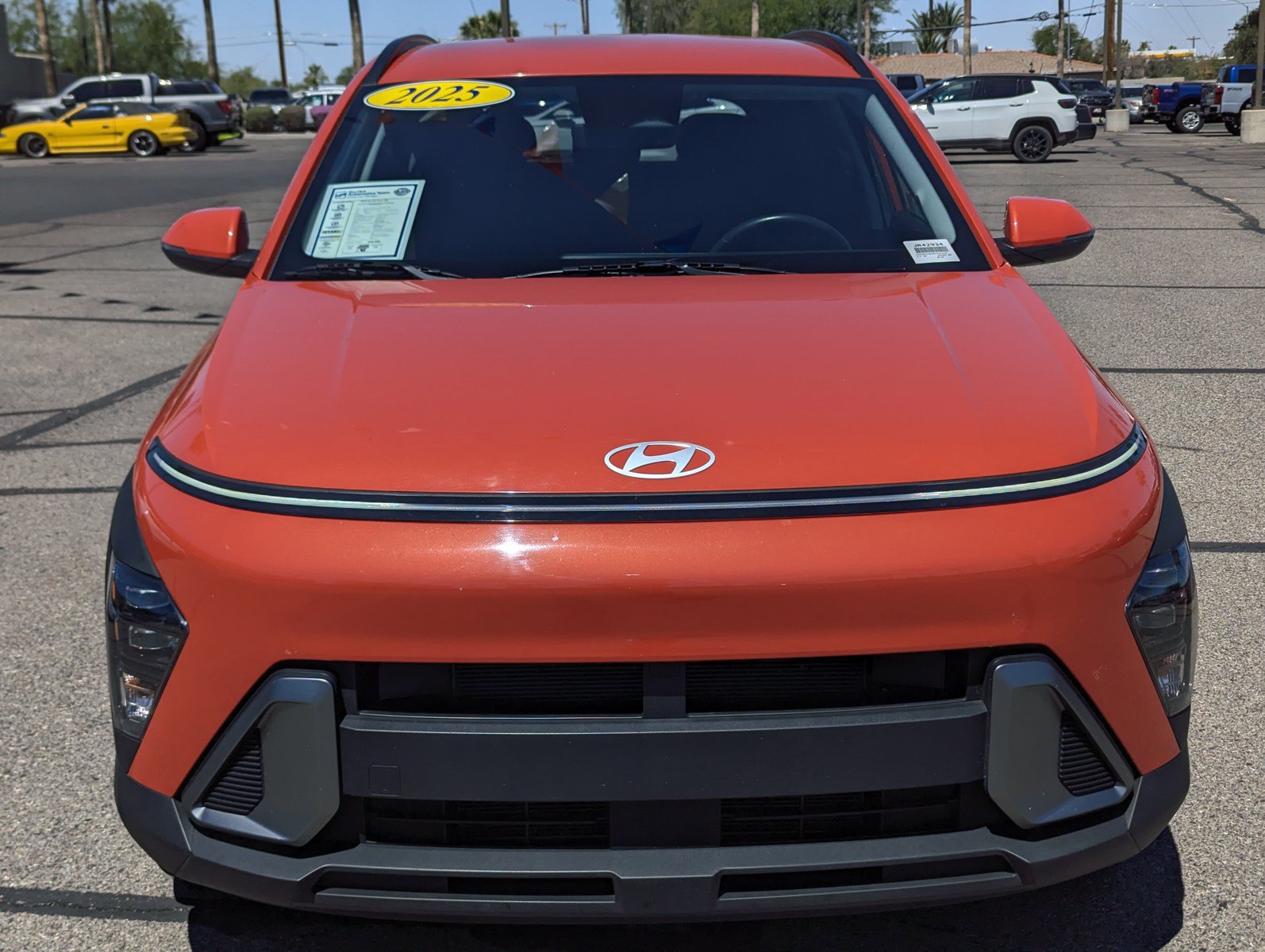 Used 2025 Hyundai Kona SEL FWD image 6