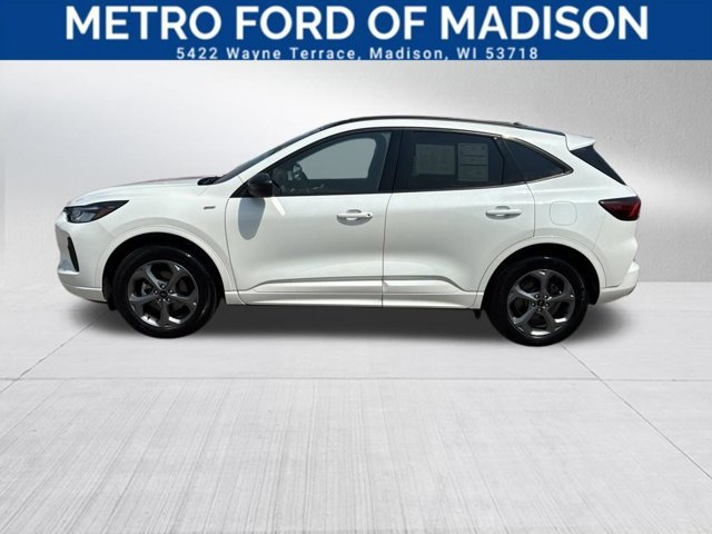 Certified 2024 Ford Escape ST-Line w/ Tech Pack #1 AWD/4WD image 3