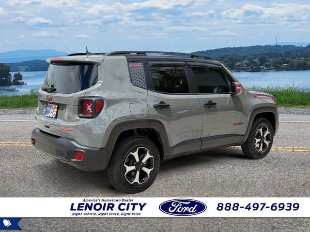 Used 2021 Jeep Renegade Trailhawk w/ Sun & Sound Group AWD/4WD image 3