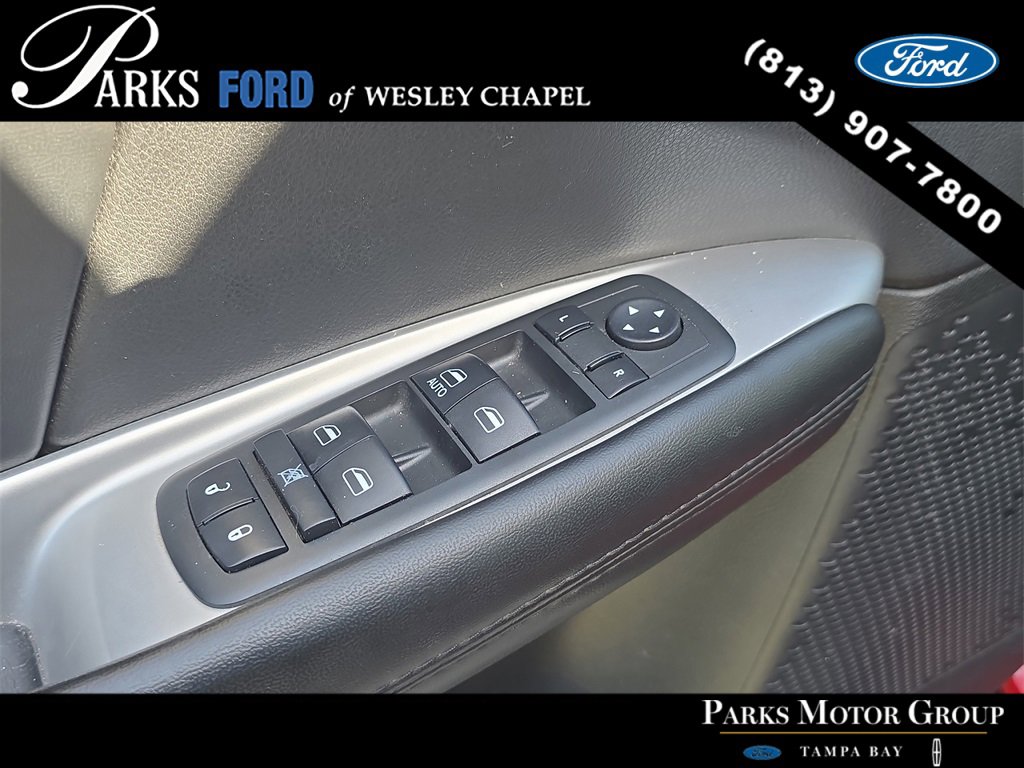 Used 2018 Dodge Journey SE image 19