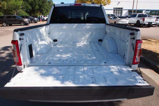 Certified 2022 Ford F150 Lariat w/ Equipment Group 502A High image 9