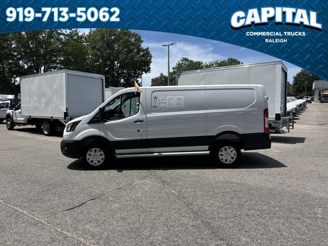 Certified 2025 Ford Transit 250 Low Roof w/ Exterior Upgrade Package RWD image 7