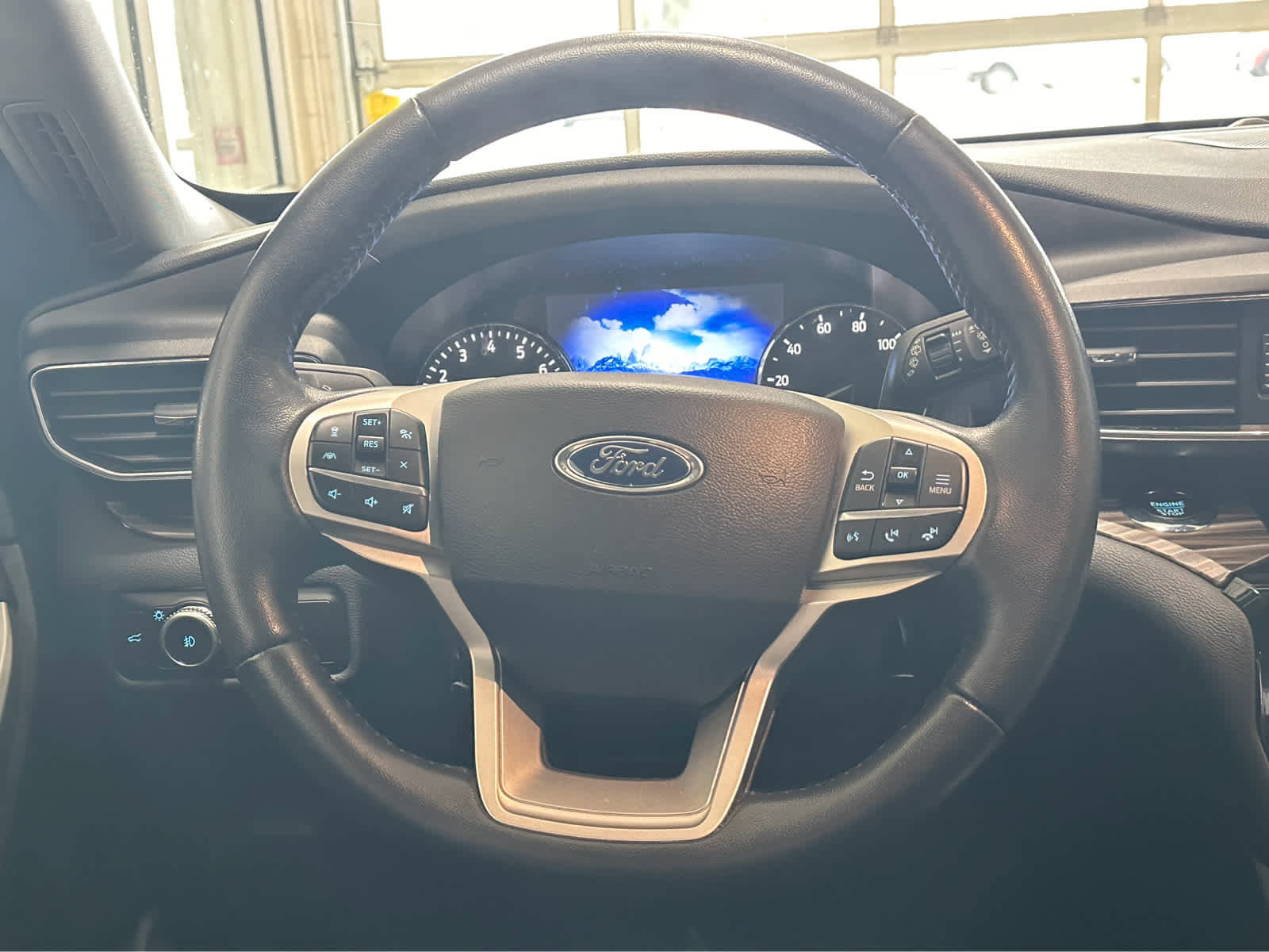 Certified 2023 Ford Explorer Limited w/ Limited Technology Package image 14