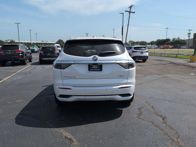 Used 2022 Buick Enclave Avenir w/ Avenir Technology Package FWD image 6