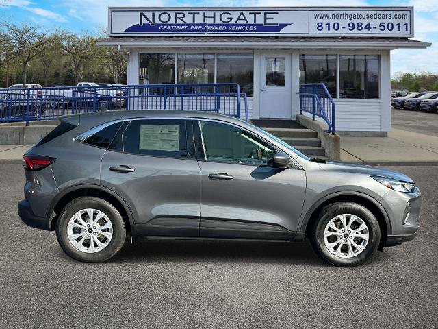 Certified 2023 Ford Escape Active w/ Tech Pack #2 AWD/4WD image 2