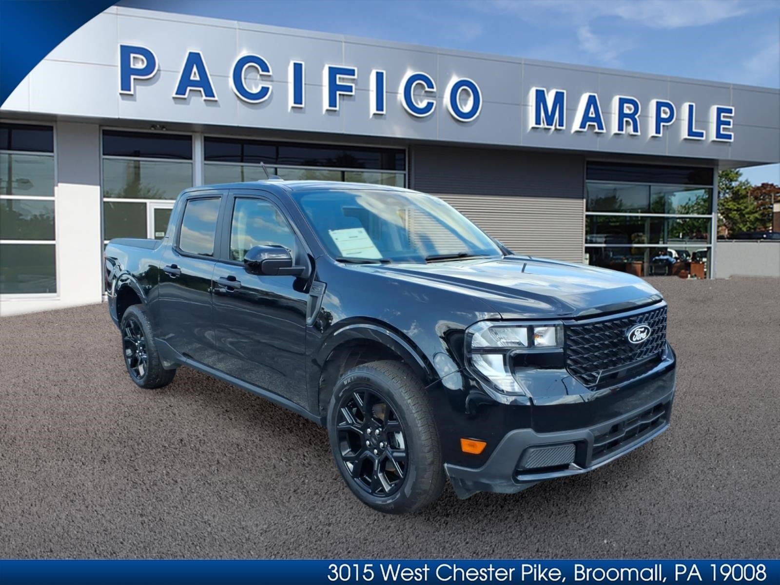 Certified 2025 Ford Maverick XLT w/ Black Appearance Package AWD/4WD image 1