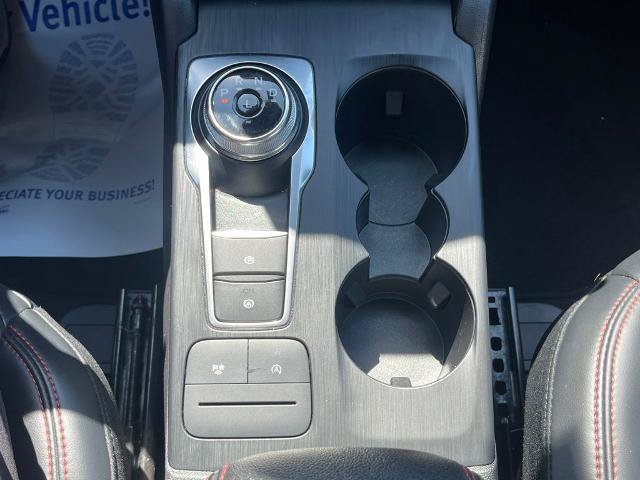 Certified 2025 Ford Escape ST-Line AWD/4WD image 37