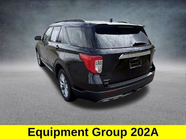 Certified 2023 Ford Explorer XLT w/ Equipment Group 202A AWD/4WD image 3