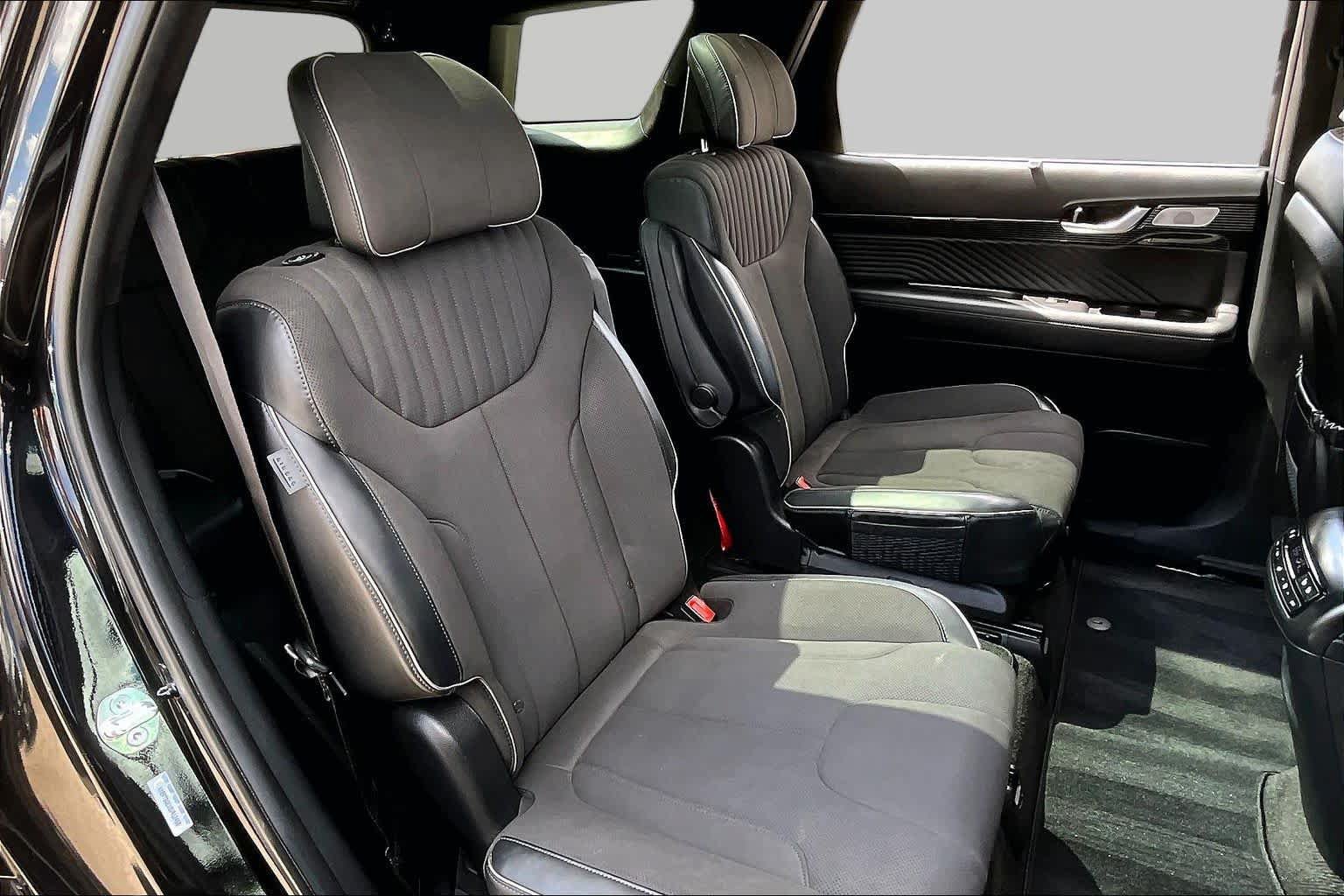 Used 2025 Hyundai Palisade Calligraphy AWD/4WD image 19