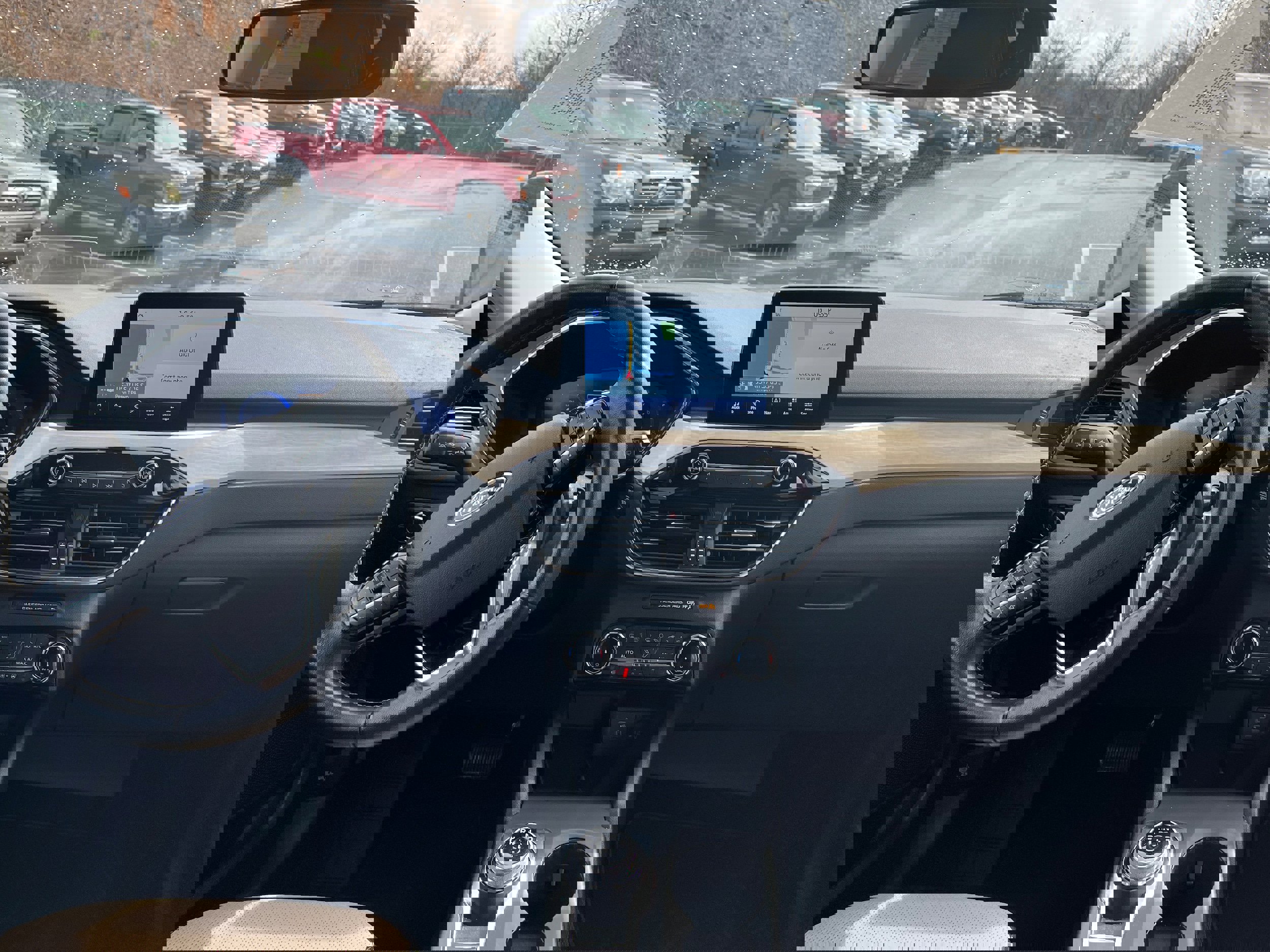 Certified 2022 Ford Escape Titanium w/ Titanium Elite Package image 14