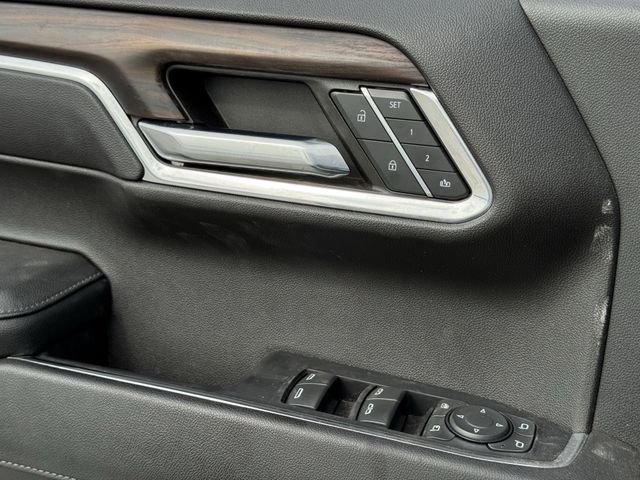 Used 2022 GMC Sierra 1500 SLT w/ SLT Convenience Package RWD image 22