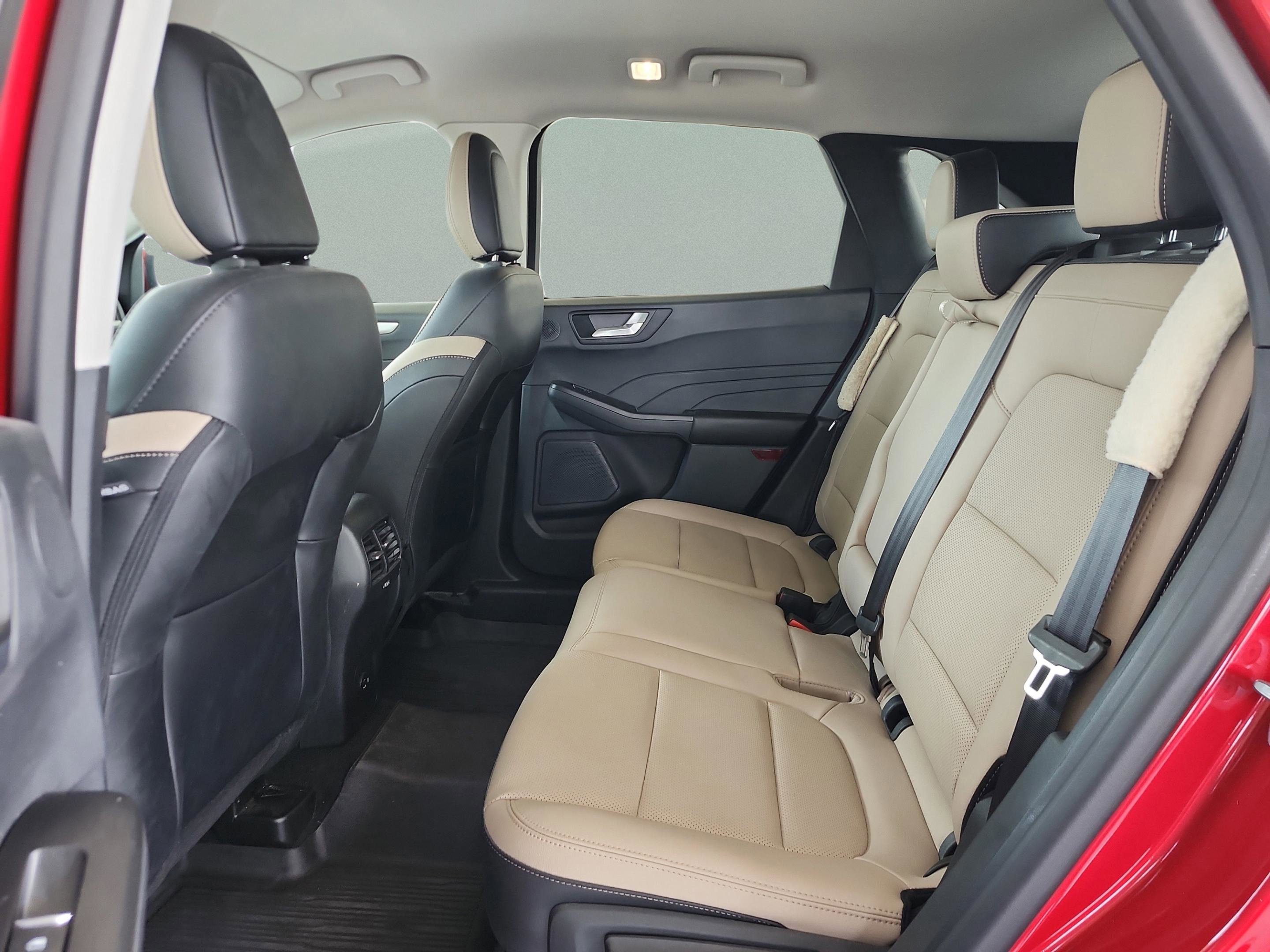 Certified 2021 Ford Escape SEL w/ Technology Package FWD image 17