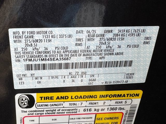 Certified 2025 Ford Expedition Platinum AWD/4WD image 31