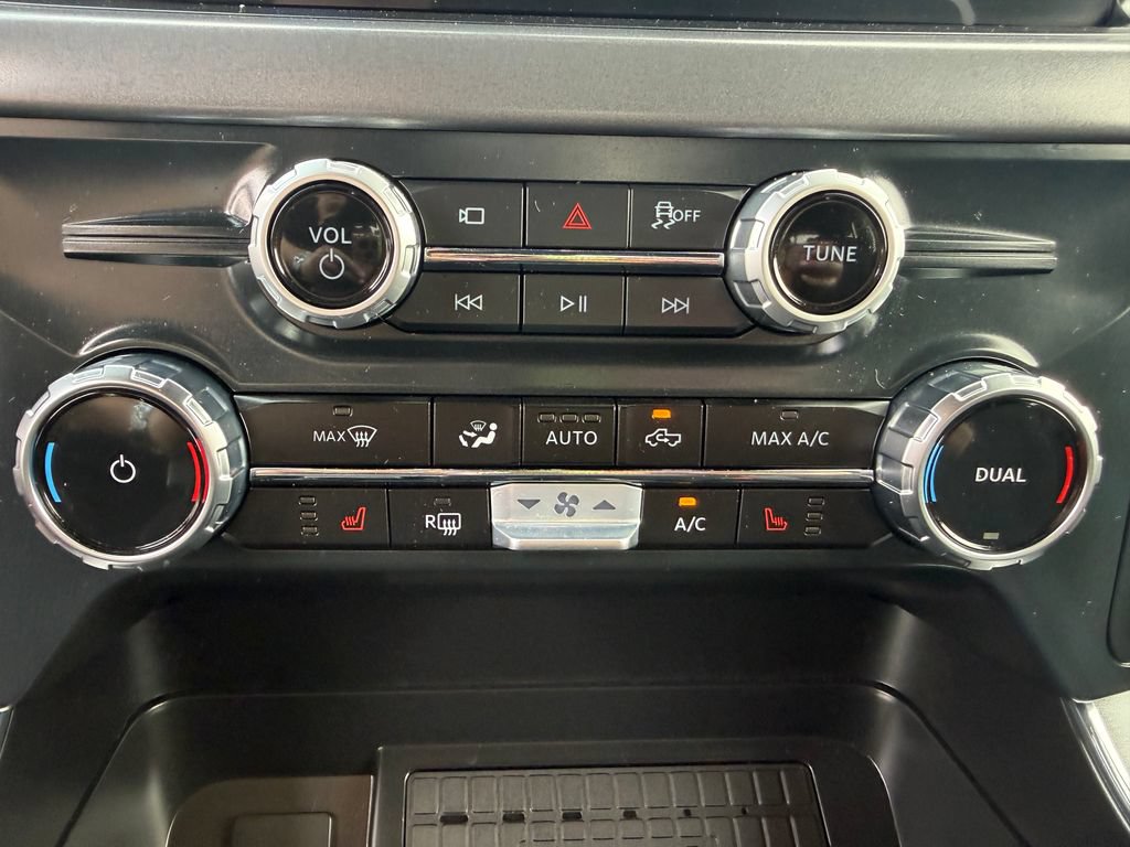 Certified 2025 Ford F150 XLT w/ Equipment Group 302A MID AWD/4WD image 33