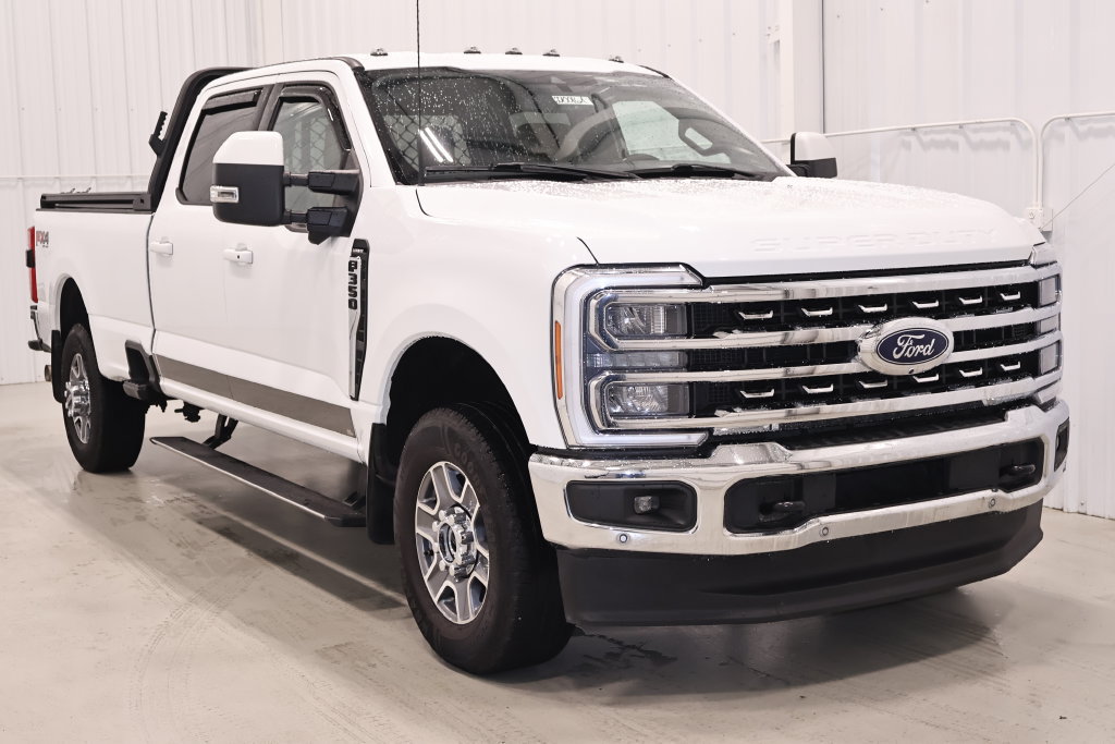 Certified 2023 Ford F350 Lariat w/ Lariat Ultimate Package AWD/4WD image 4