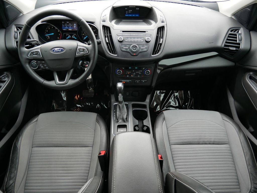 Certified 2017 Ford Escape SE w/ SE Sport Appearance Package image 13