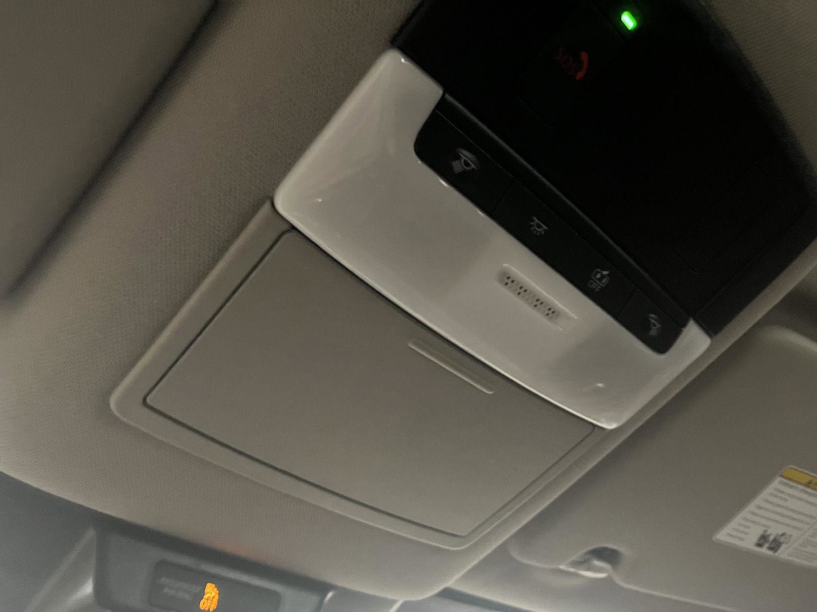 Used 2023 Nissan Rogue SV image 23