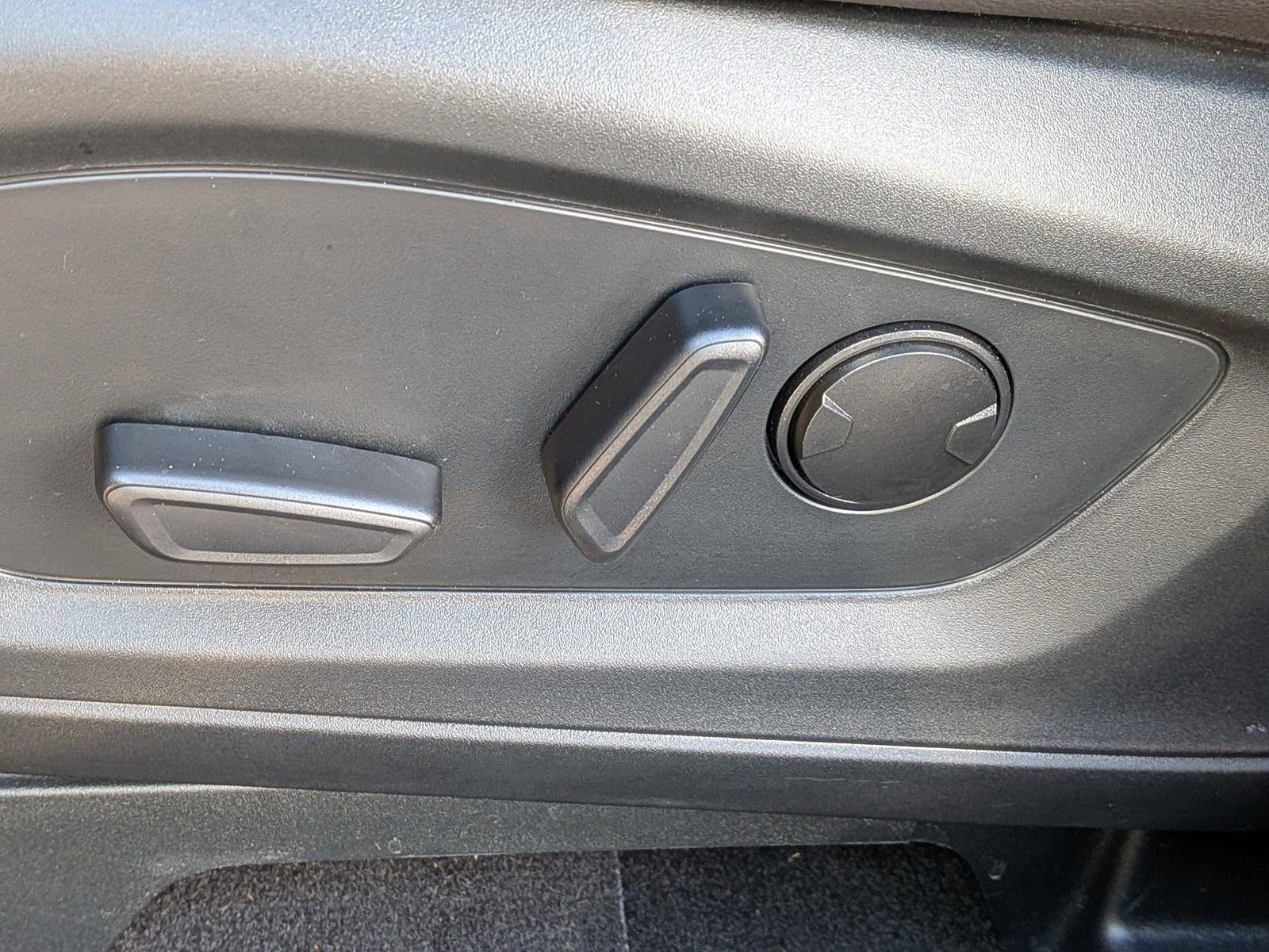 Certified 2023 Ford Explorer ST-Line w/ Class IV Trailer Tow Package image 22