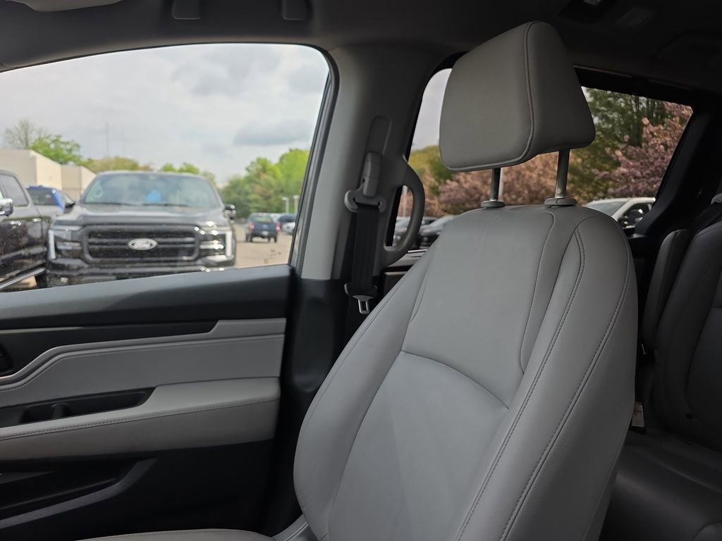 Used 2018 Honda Odyssey EX-L image 39