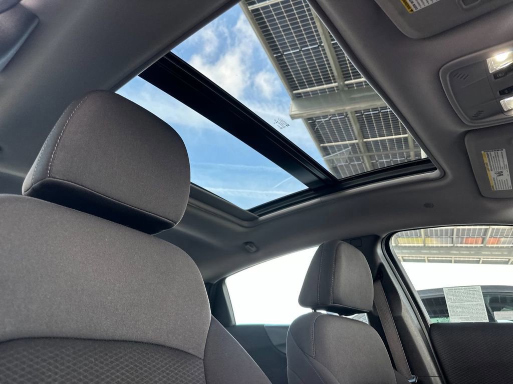 Used 2023 Chevrolet Malibu LT image 15