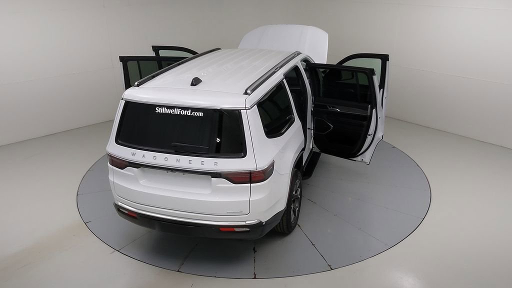 Used 2024 Jeep Wagoneer Series III image 55