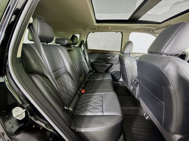 Used 2023 Nissan Rogue Platinum w/ Platinum Premium Package image 29