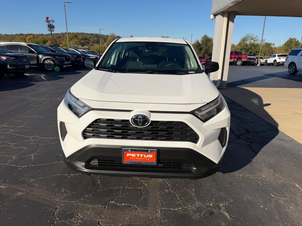 Used 2025 Toyota RAV4 LE AWD/4WD image 8