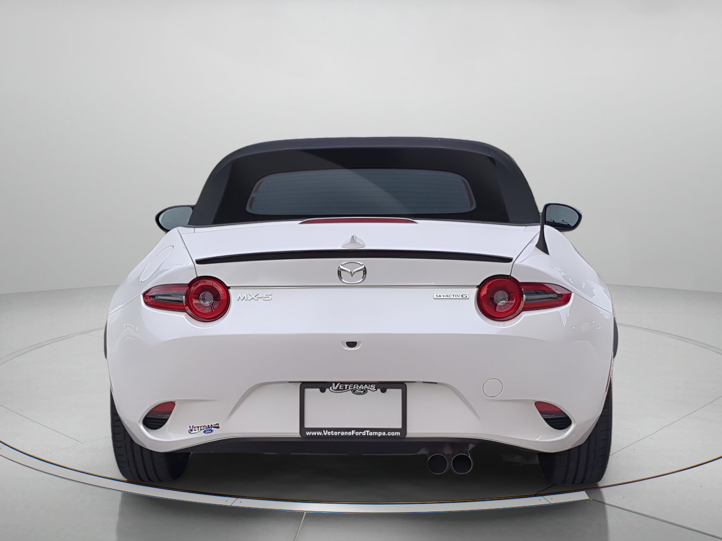 Used 2024 MAZDA MX-5 Miata Club RWD image 41